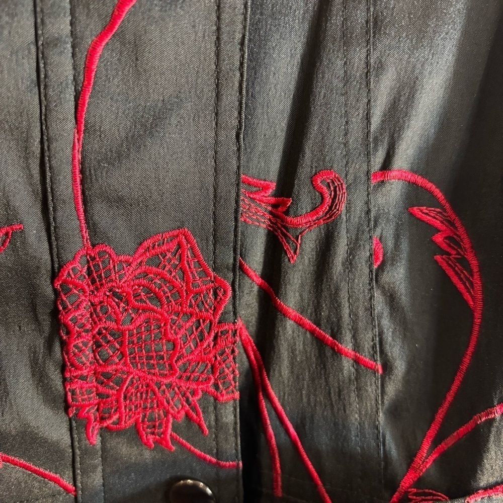 SAMUEL DONG Sz S Jacket Embroidered Roses Funnel Neck Zipper Closure Pockets NEW - Picture 4 of 13